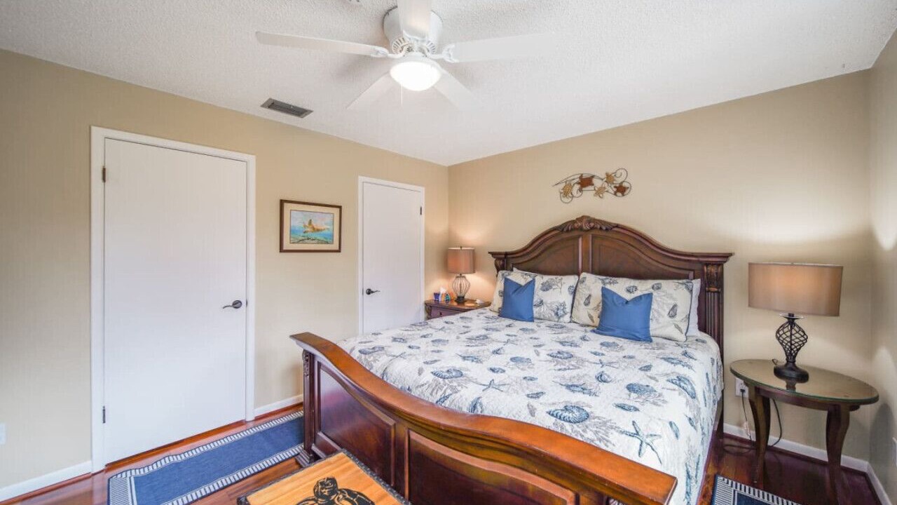 Photo of Bedroom in Milton