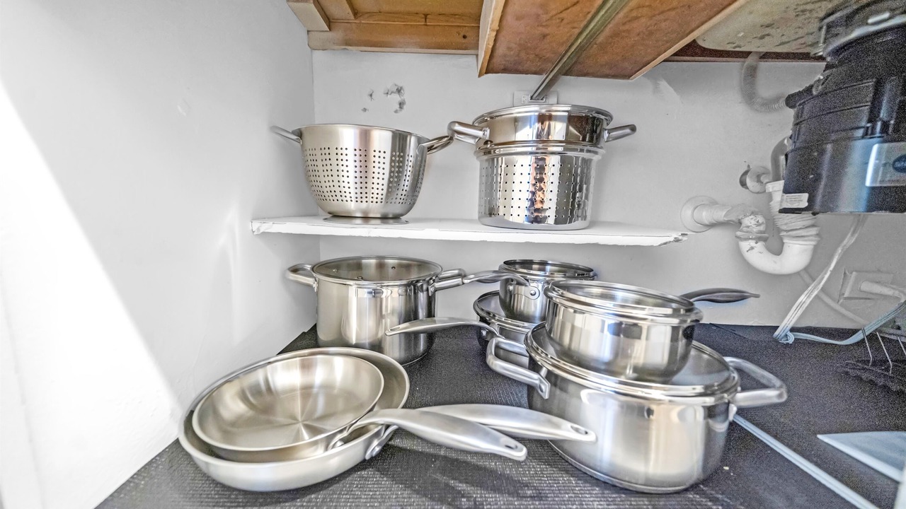 Photo of Kitchen in Survey Creek