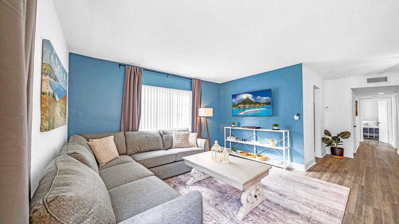 Photo of Livingroom in Survey Creek