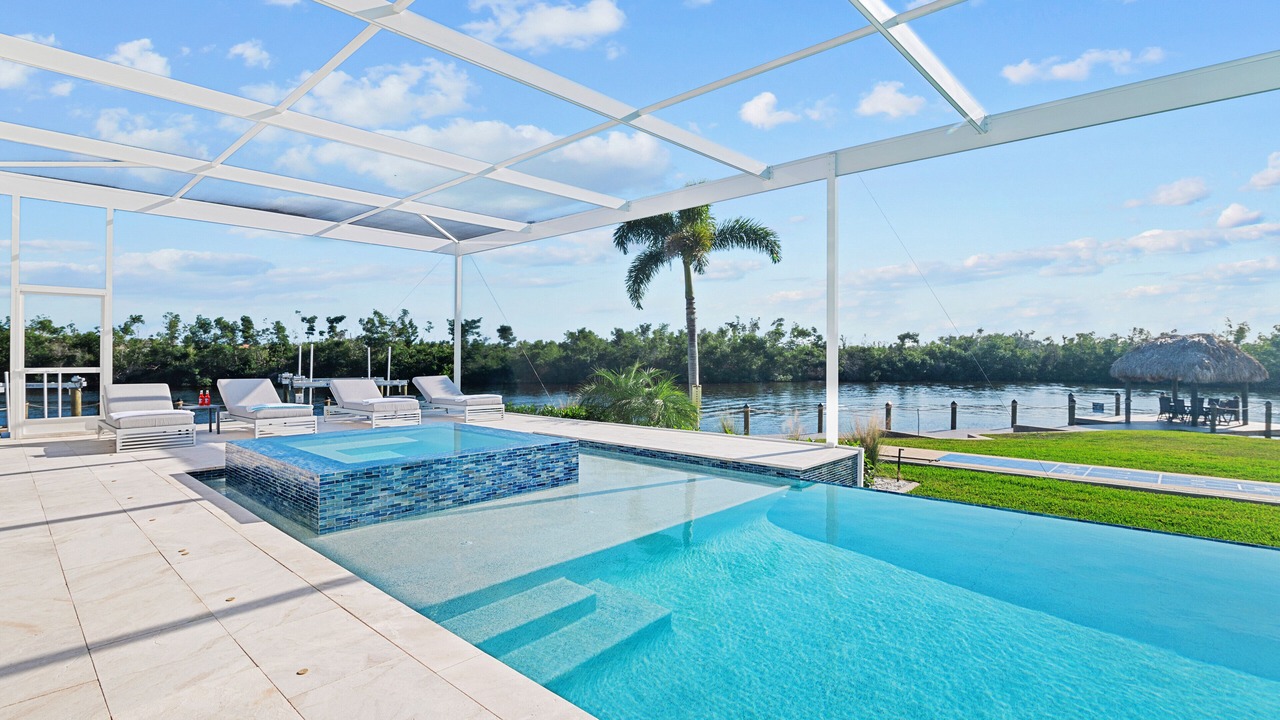 Photo of Outdoor in Peninsula Point
