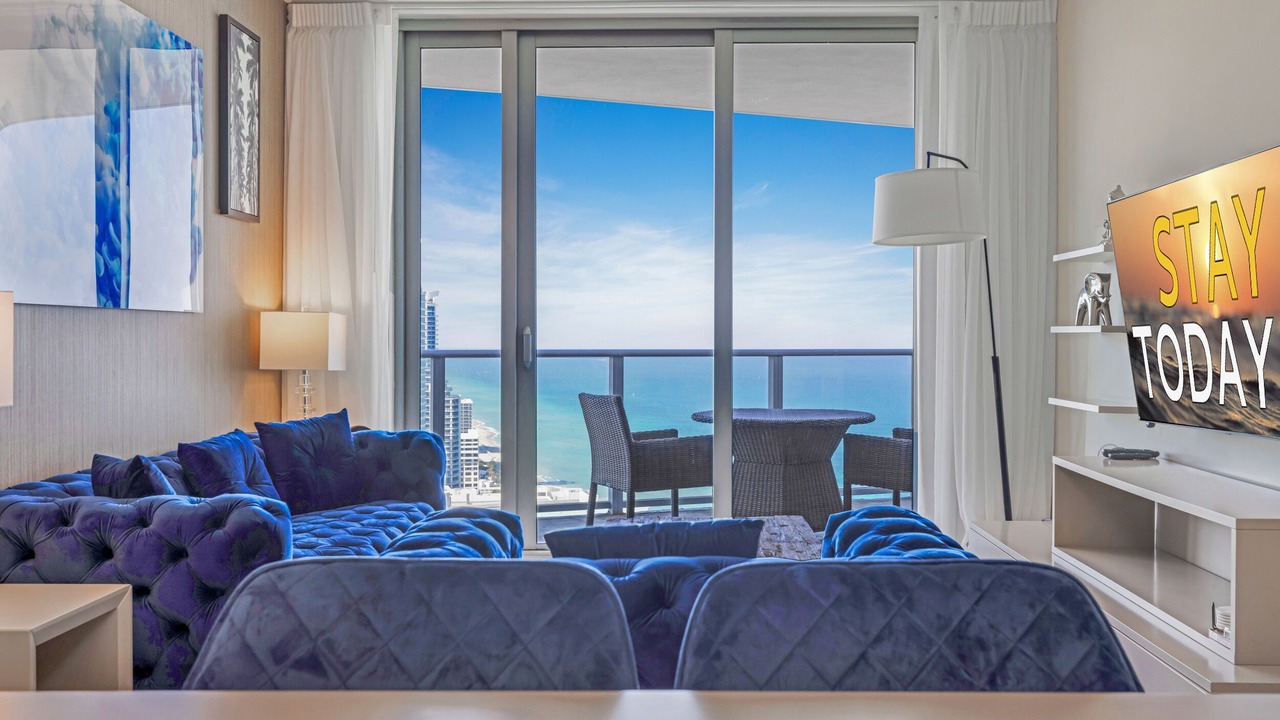 Photo of Livingroom in Hallandale Beach