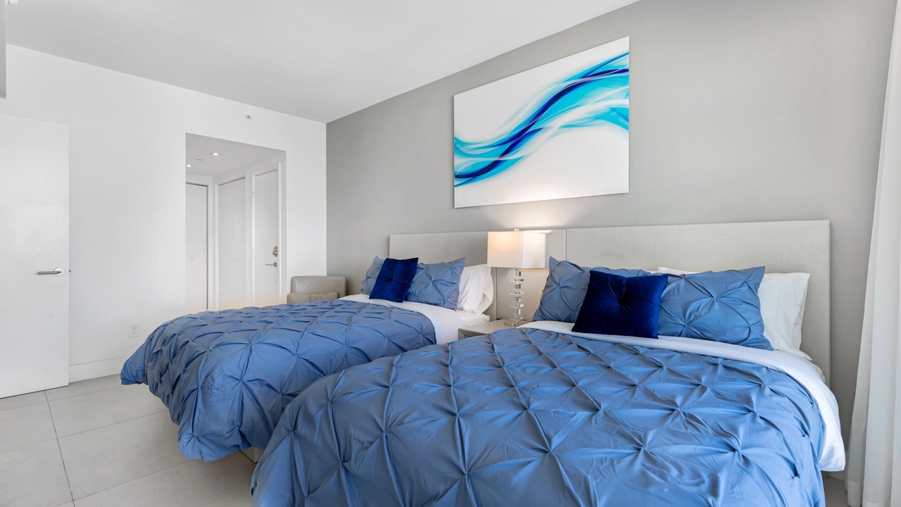 Photo of Bedroom in Hallandale Beach