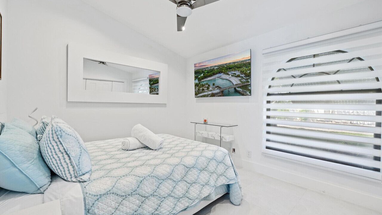 Photo of Bedroom in Inlet District