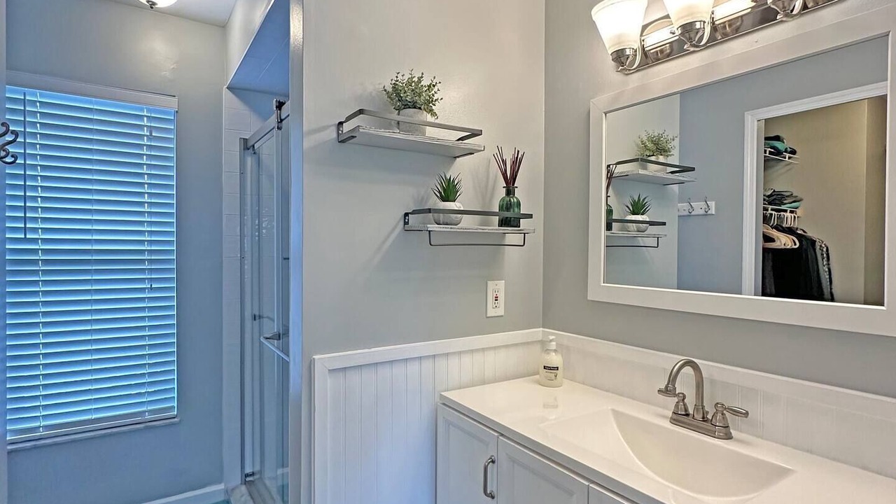 Photo of Bathroom in Port Saint Lucie