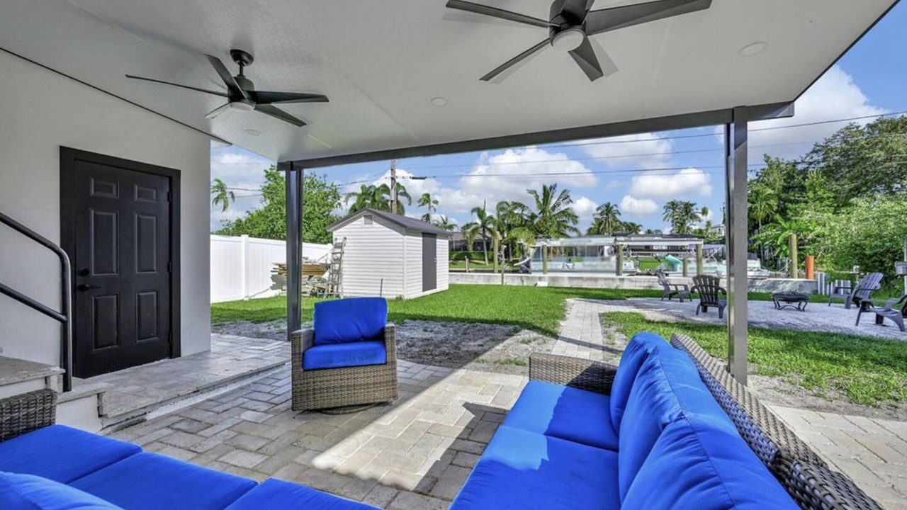 Photo of Patio Balcony in South New River Isles