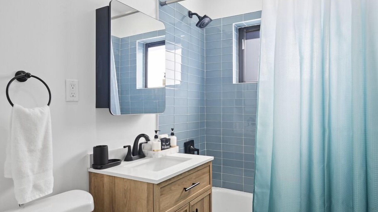 Photo of Bathroom in South New River Isles
