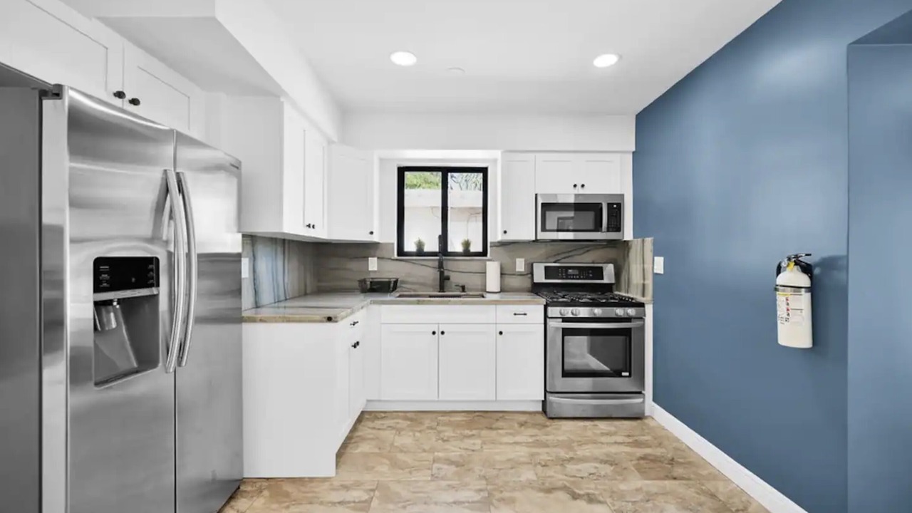 Photo of Kitchen in South New River Isles
