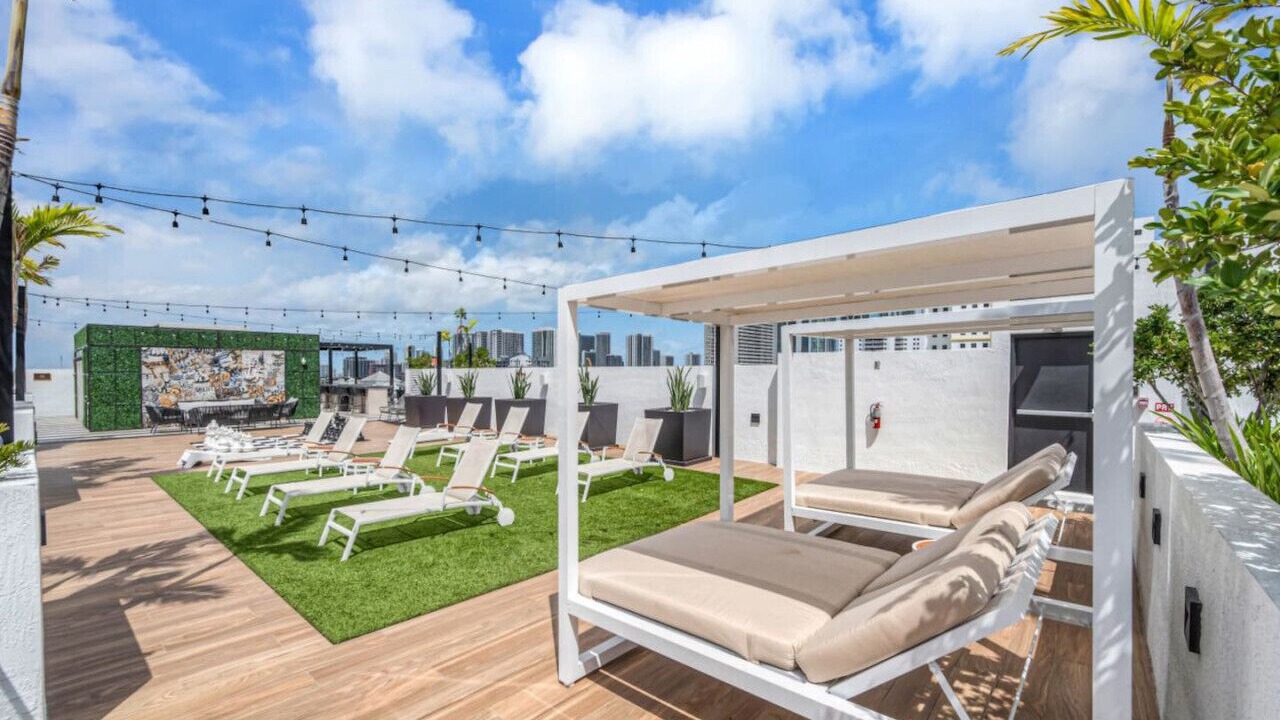 Photo of Patio Balcony in Overtown