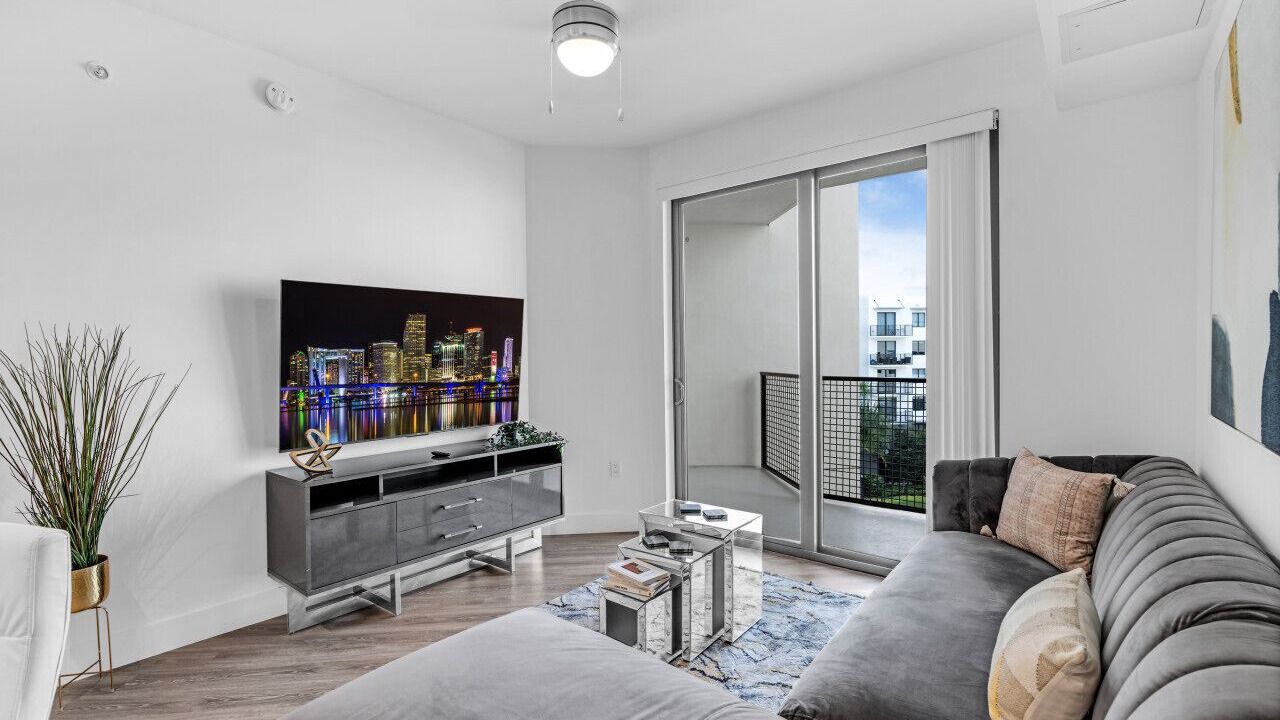 Photo of Livingroom in Doral