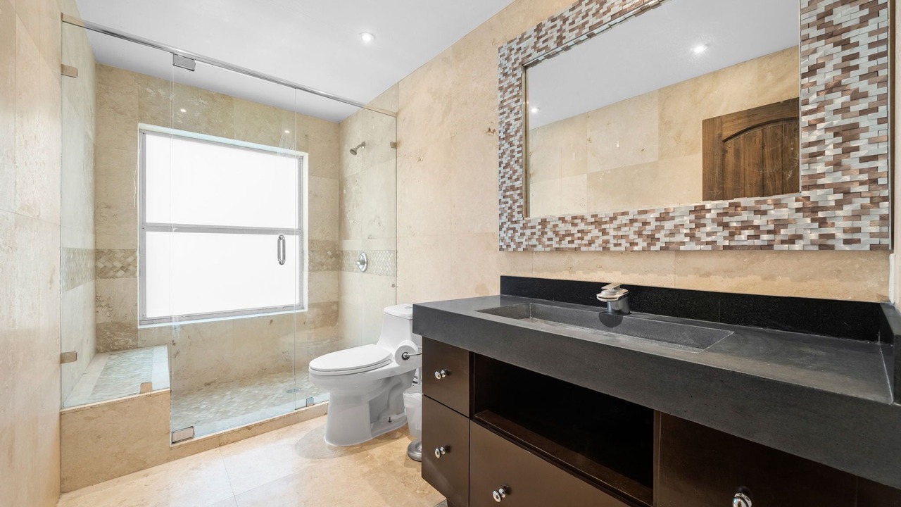Photo of Bathroom in Southwest Ranches