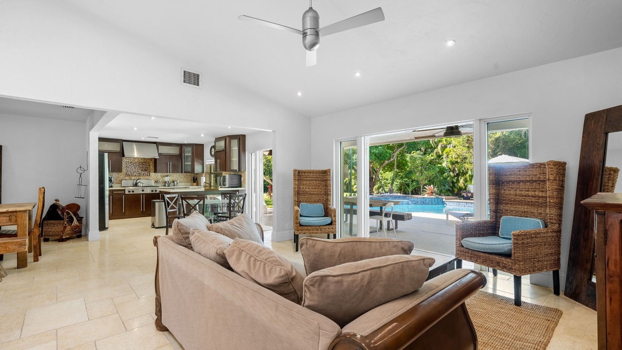 Photo of Livingroom in Southwest Ranches