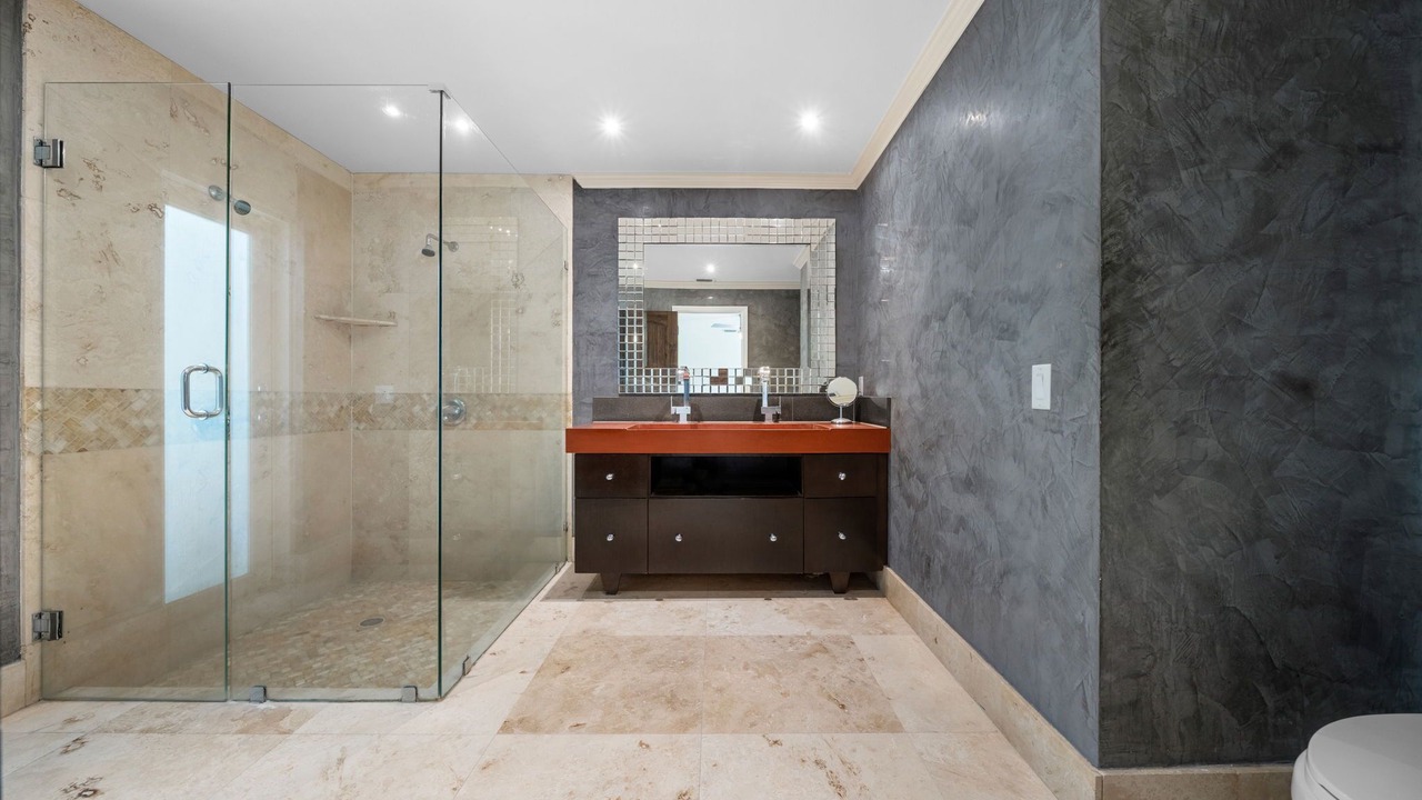 Photo of Bathroom in Southwest Ranches