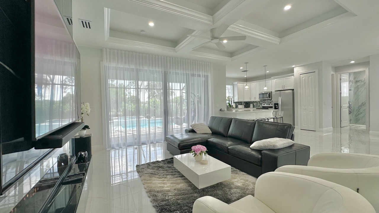 Photo of Livingroom in Golden Gate