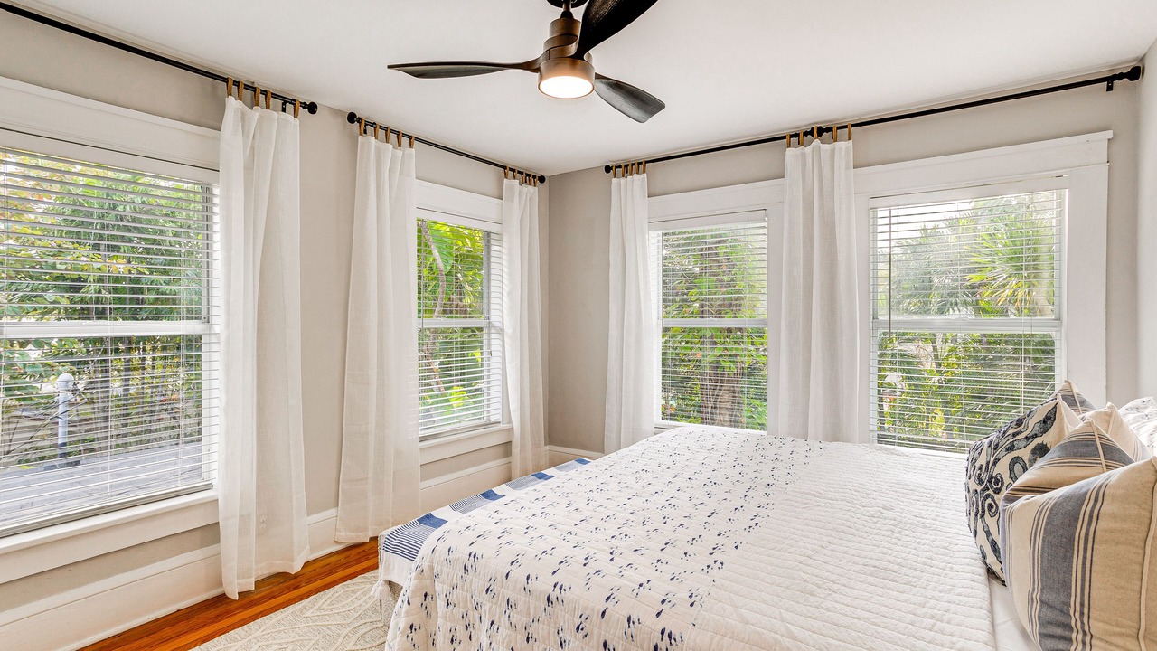 Photo of Bedroom in Old Northwood