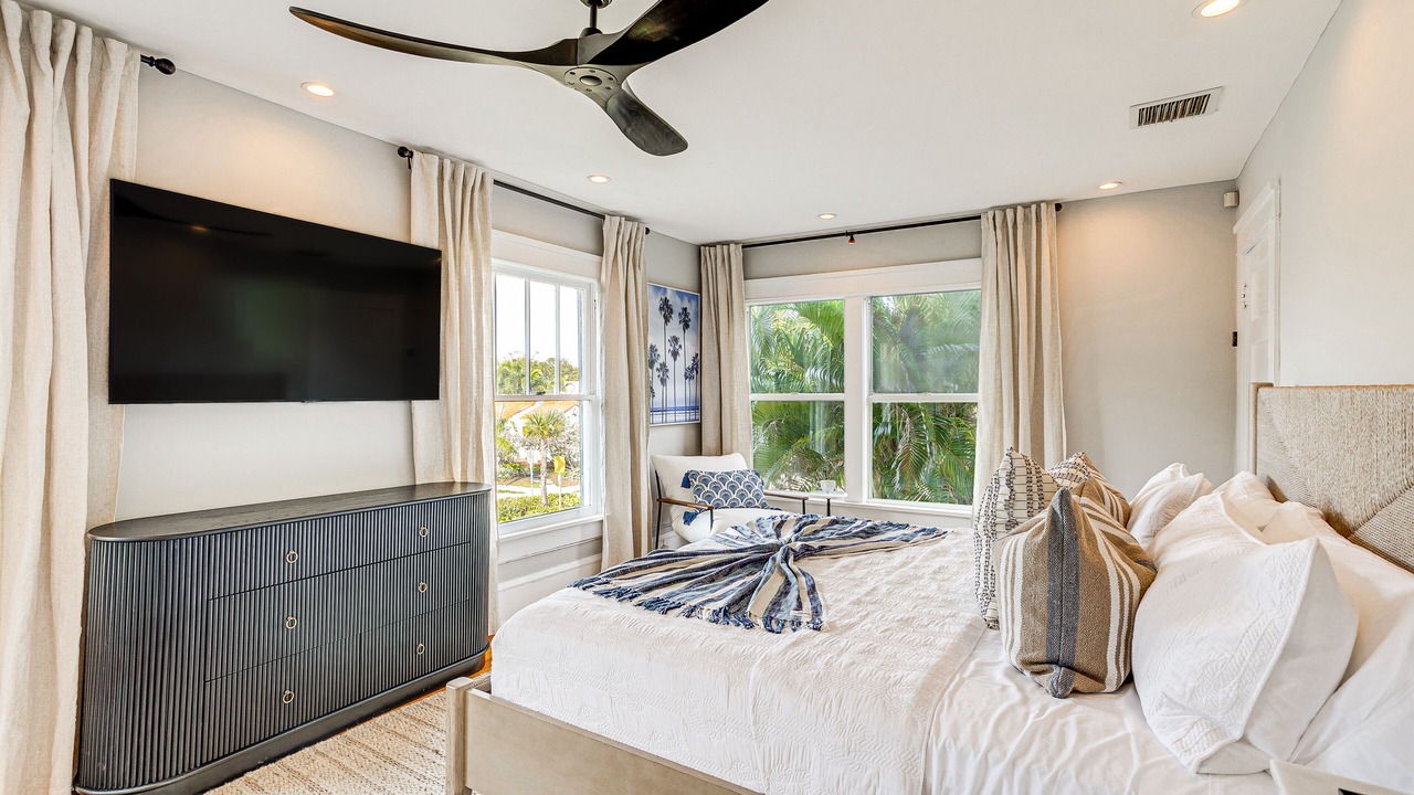 Photo of Bedroom in Old Northwood