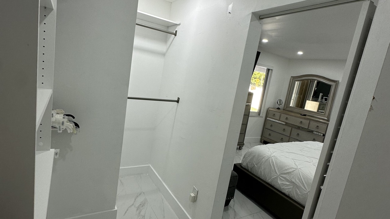 Photo of Bedroom in Miami Gardens