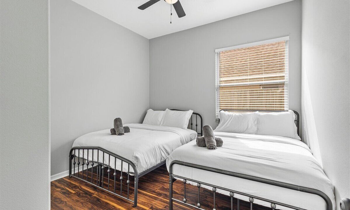 Photo of Bedroom in Meadow Pointe