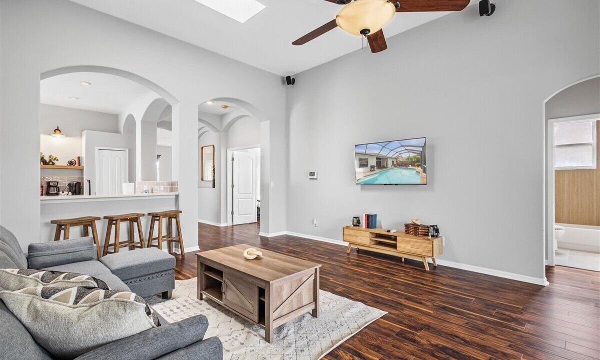 Photo of Livingroom in Meadow Pointe