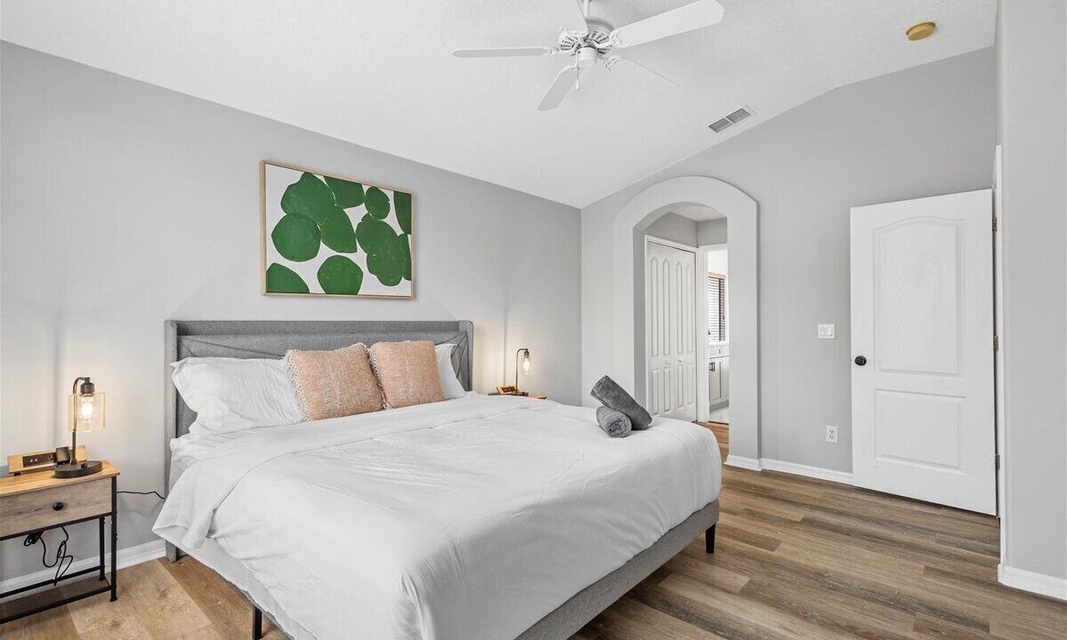 Photo of Bedroom in Meadow Pointe