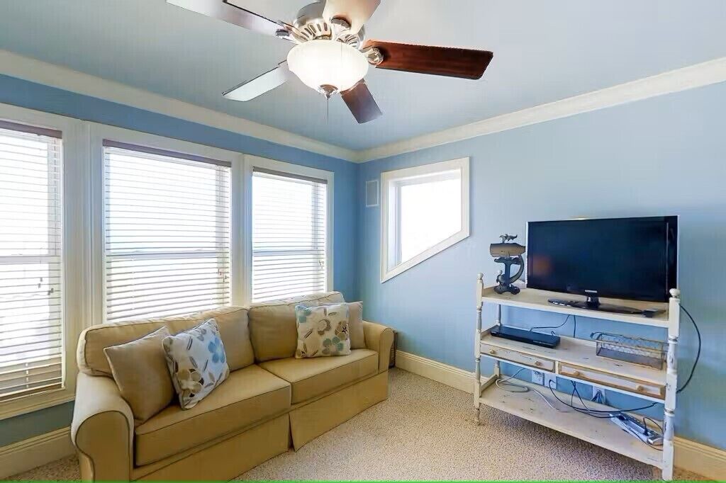 Photo of Livingroom in East End
