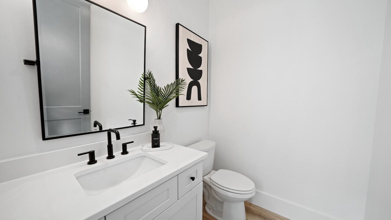 Photo of Bathroom in Lakeside at Blue Mountain Beach