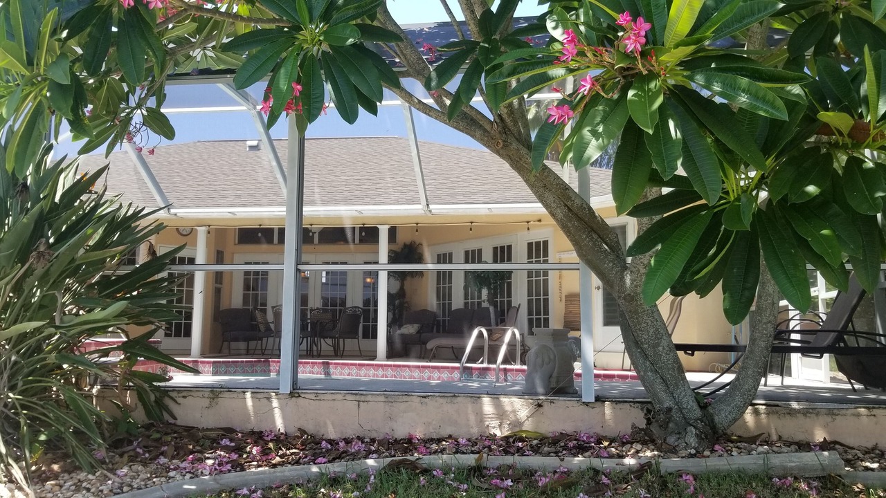 Photo of Patio Balcony in Caloosahatchee