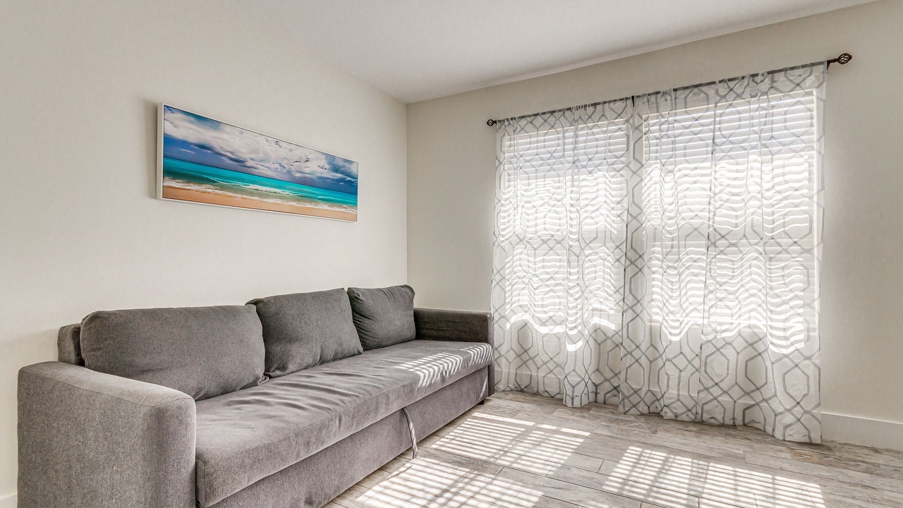 Photo of Livingroom in Northeast Pensacola
