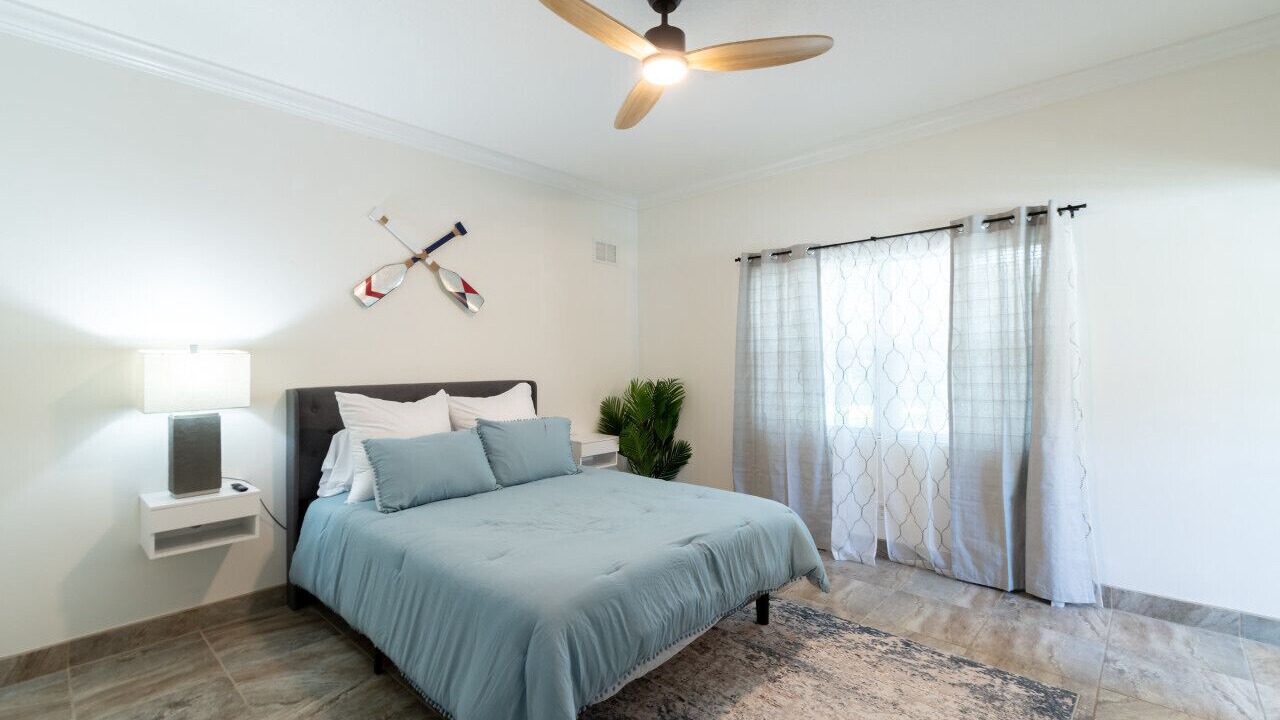 Photo of Bedroom in Crescent Beach