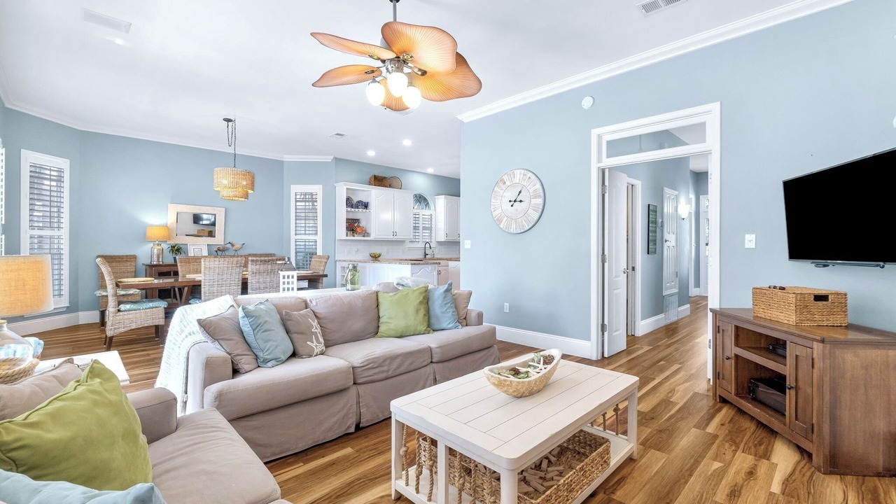Photo of Livingroom in Villages of Crystal Beach