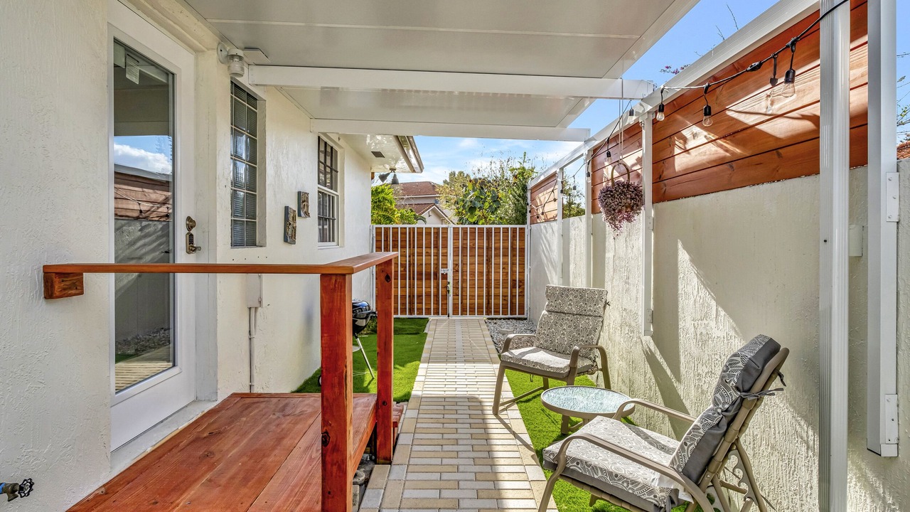 Photo of Patio Balcony in Country Club