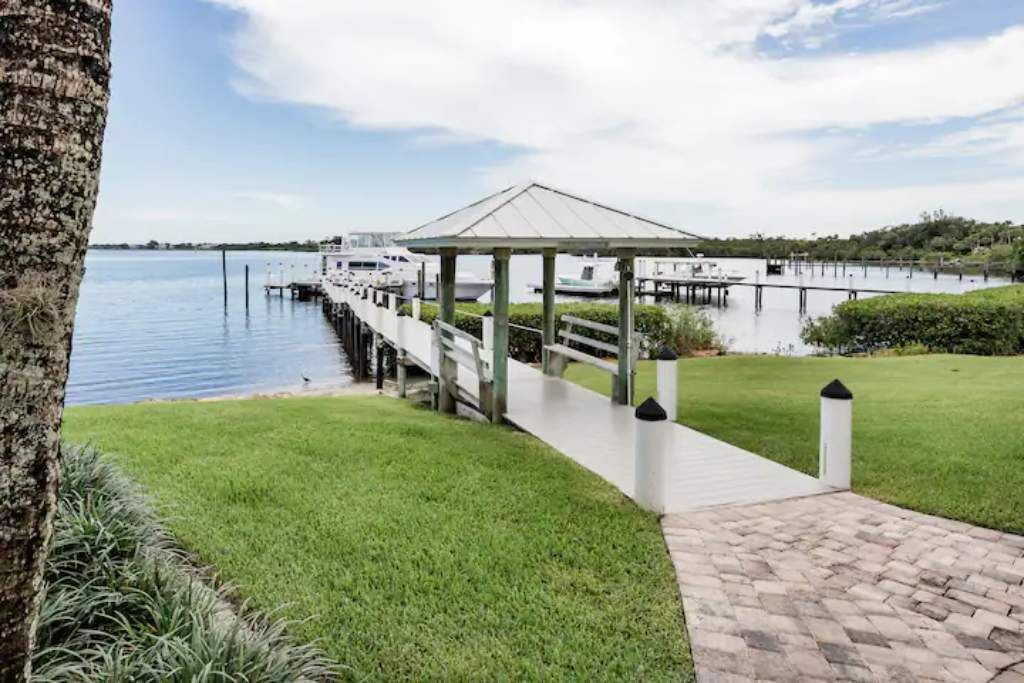 Photo of Outdoor in Palm City