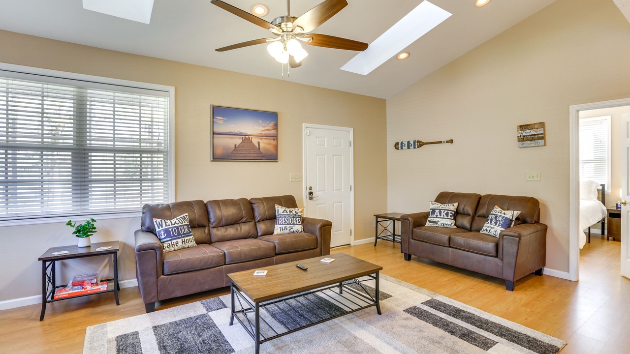 Photo of Livingroom in Mount Pleasant