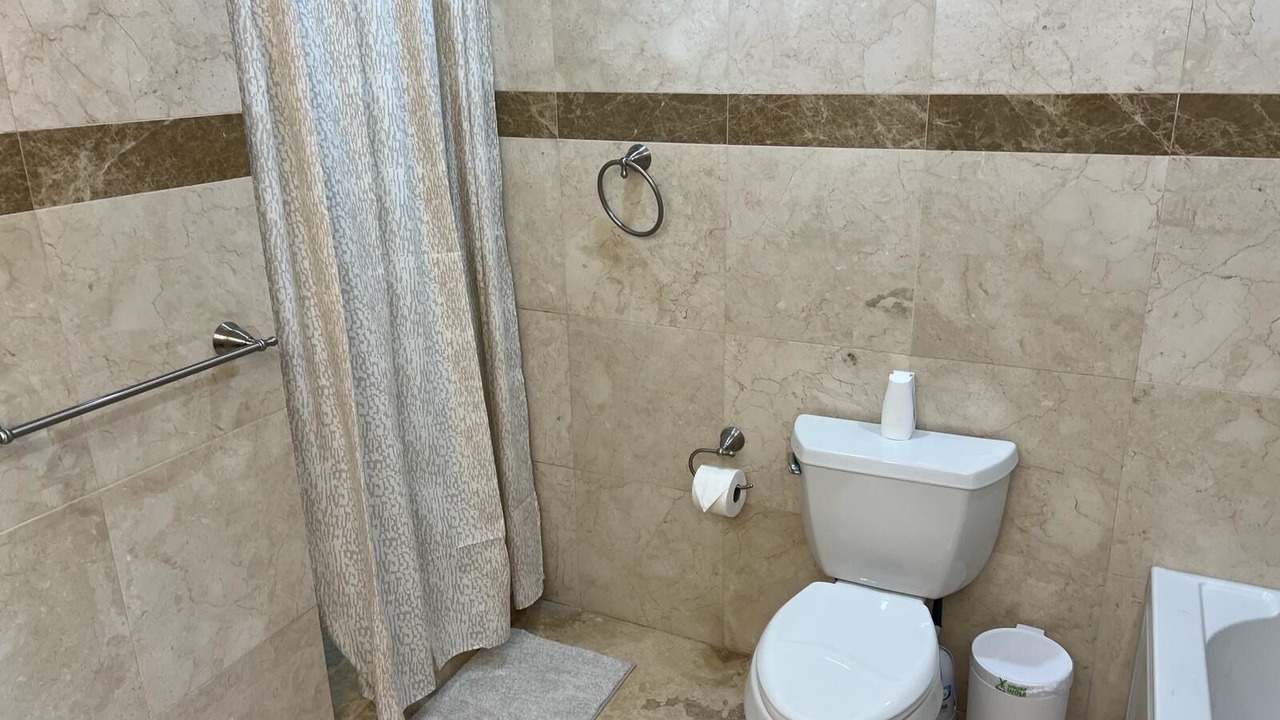 Photo of Bathroom in Pembroke Pines