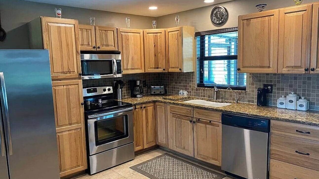 Photo of Kitchen in Caloosahatchee