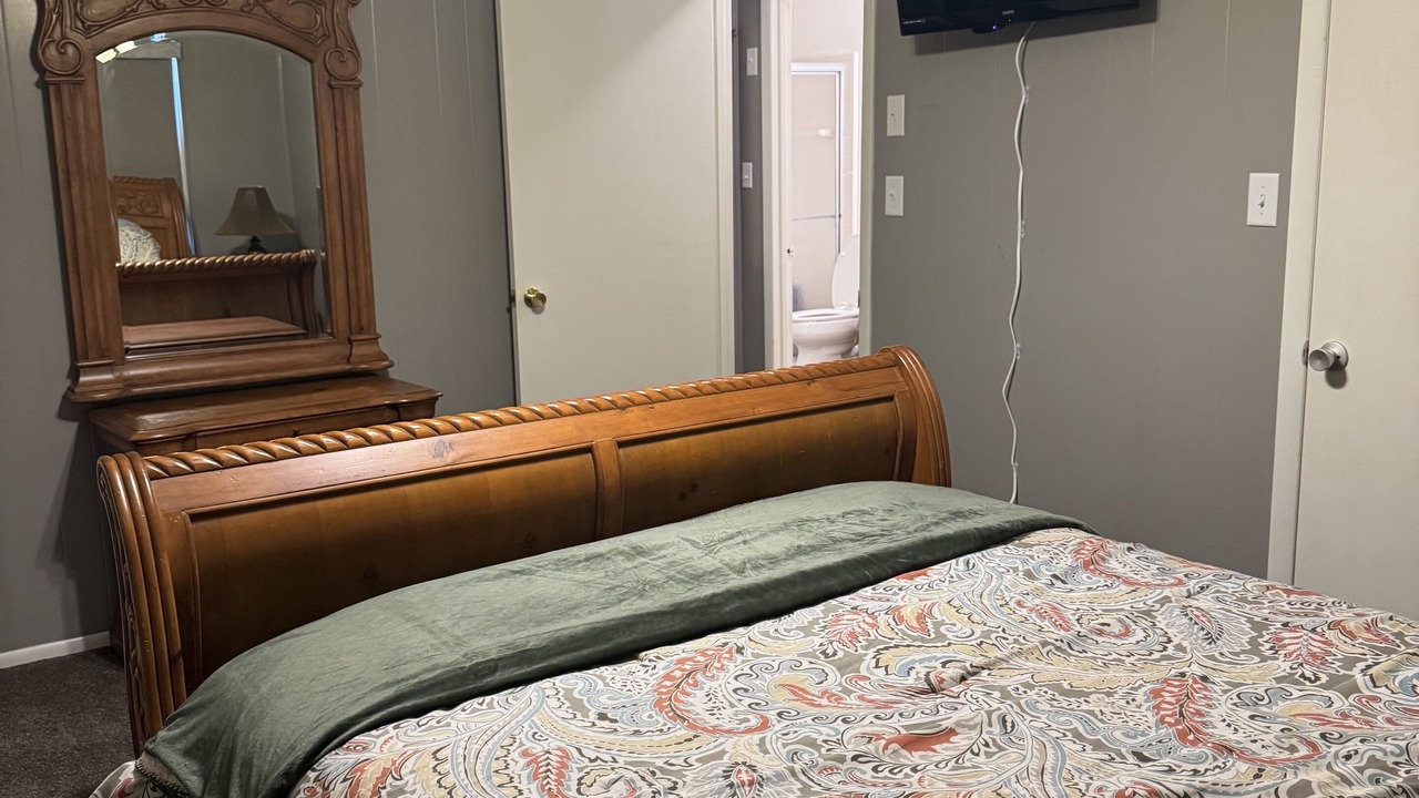 Photo of Bedroom in Fedhaven