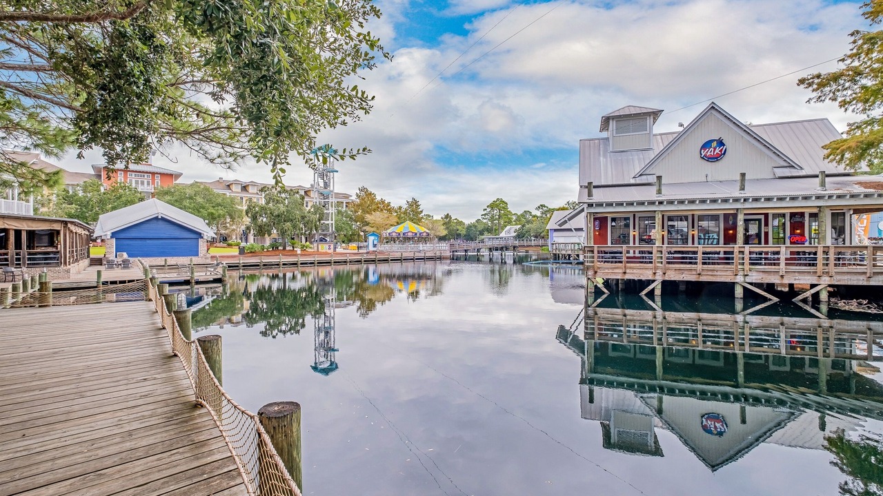 Photo of Outdoor in Baytowne Wharf