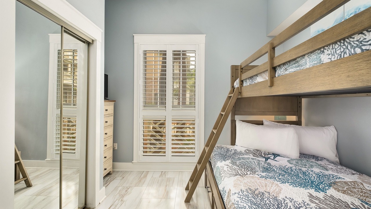 Photo of Bedroom in Baytowne Wharf