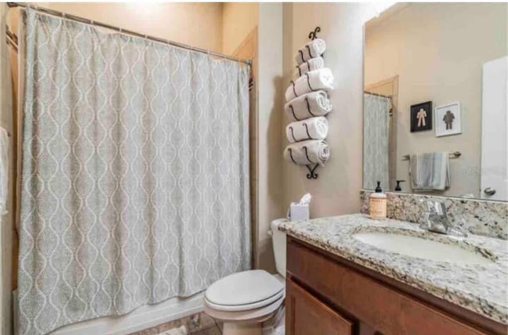 Photo of Bathroom in Wesley Chapel