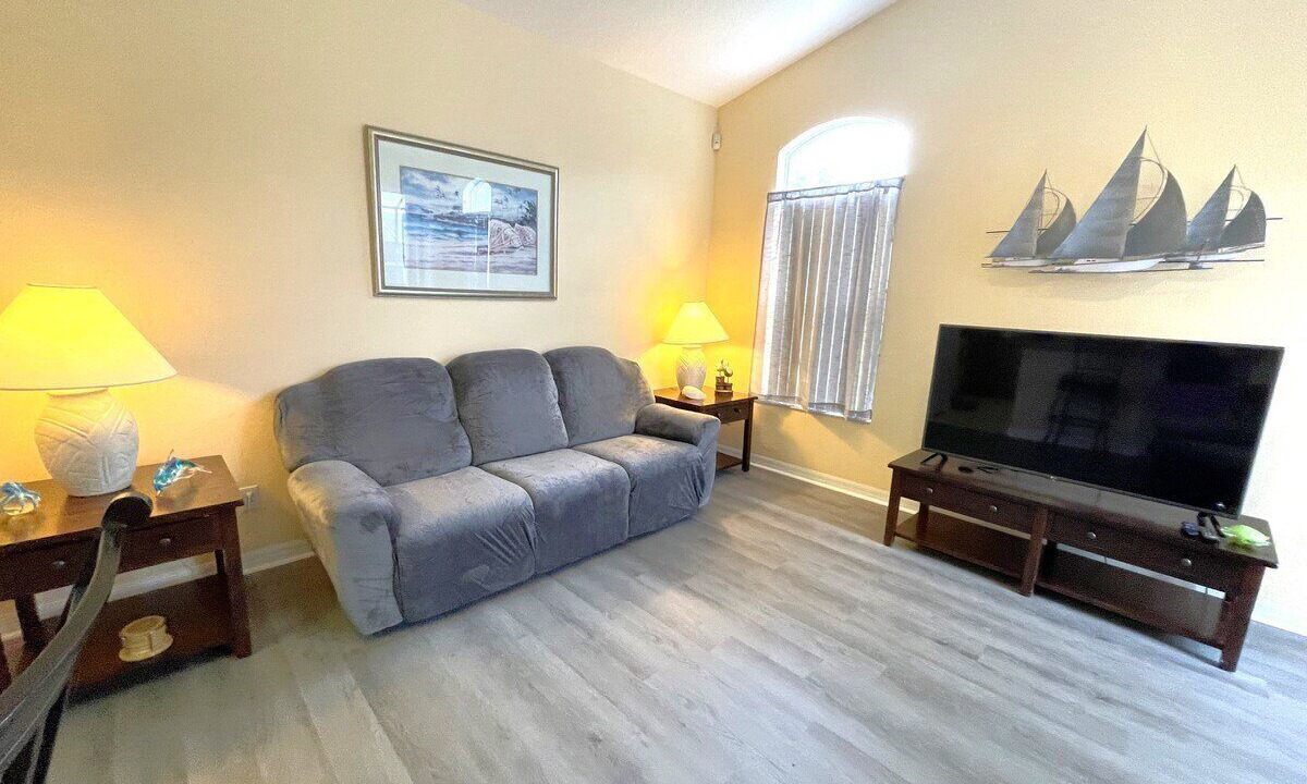 Photo of Livingroom in Tuscan Ridge