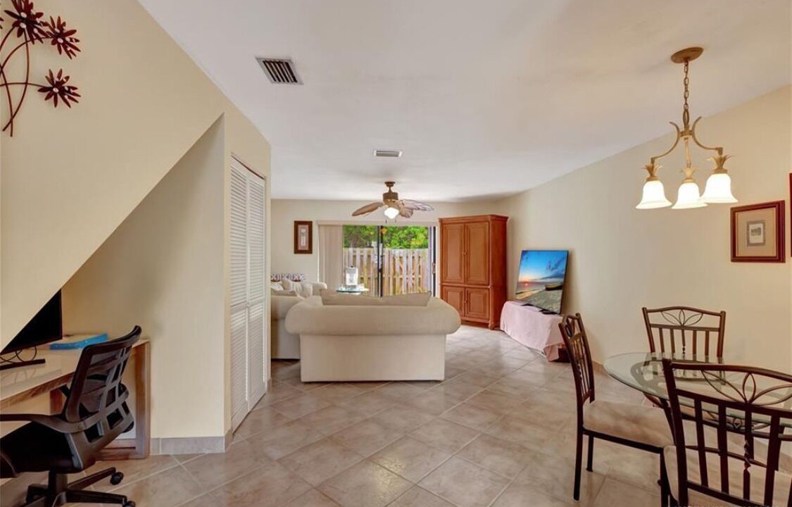 Photo of Others in Hutchinson Island South