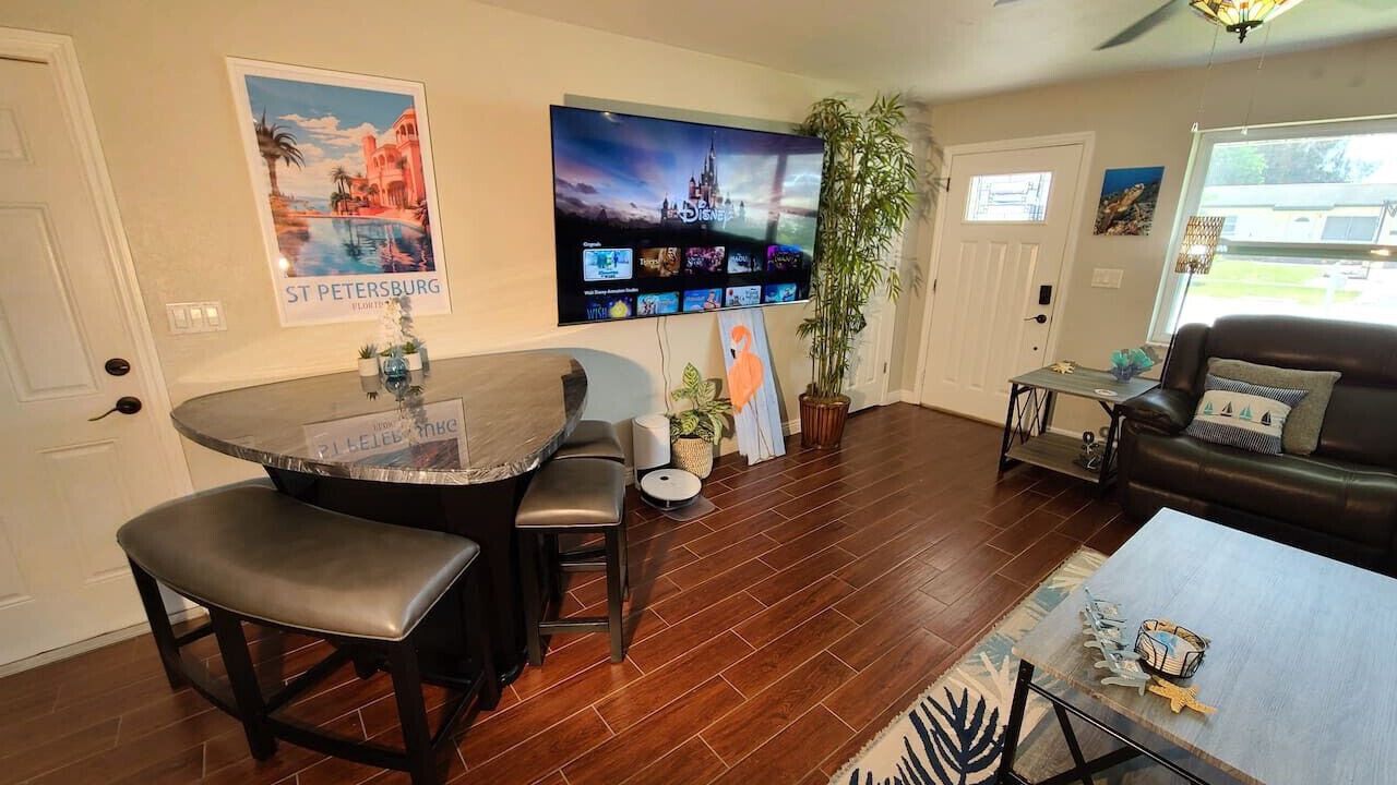 Photo of Livingroom in Pinellas Park