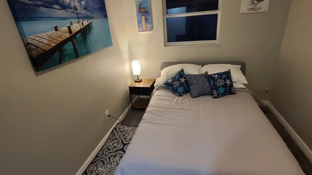Photo of Bedroom in Pinellas Park