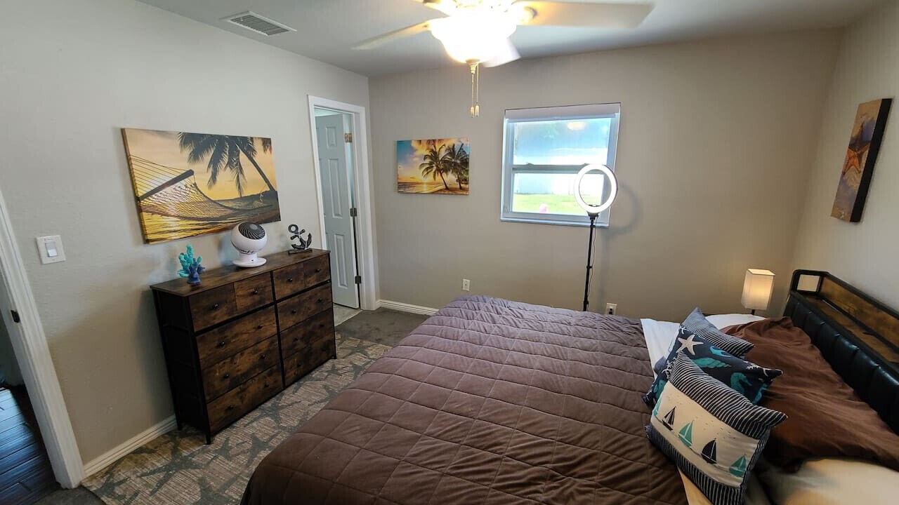 Photo of Bedroom in Pinellas Park