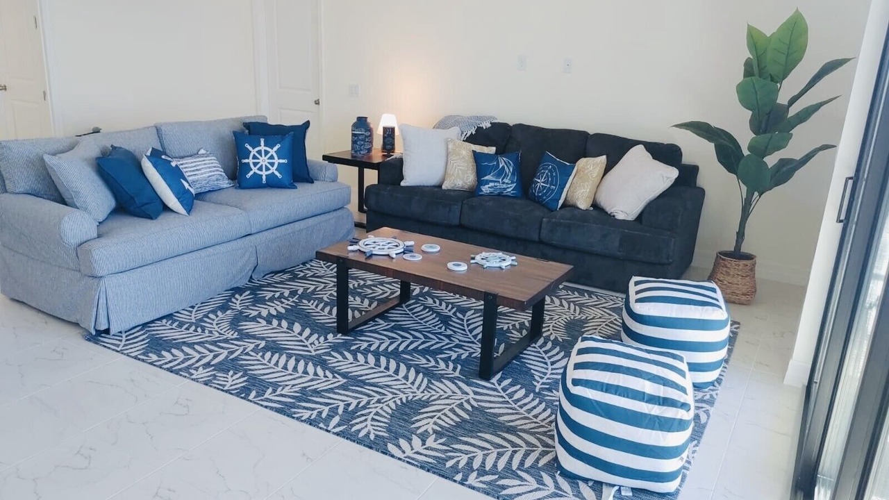 Photo of Livingroom in Burnt Store