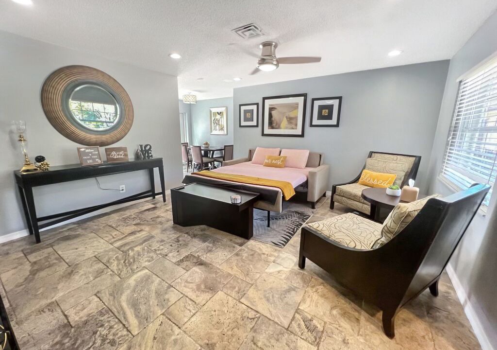 Photo of Bedroom in Pinellas Park