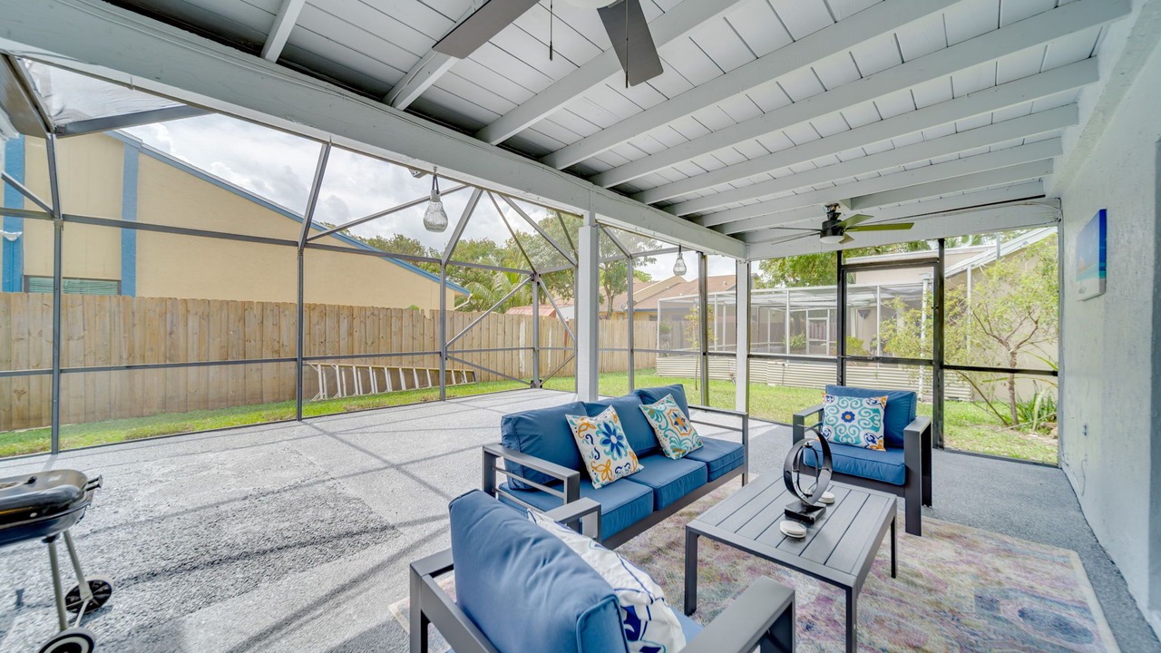 Photo of Patio Balcony in Lauderhill