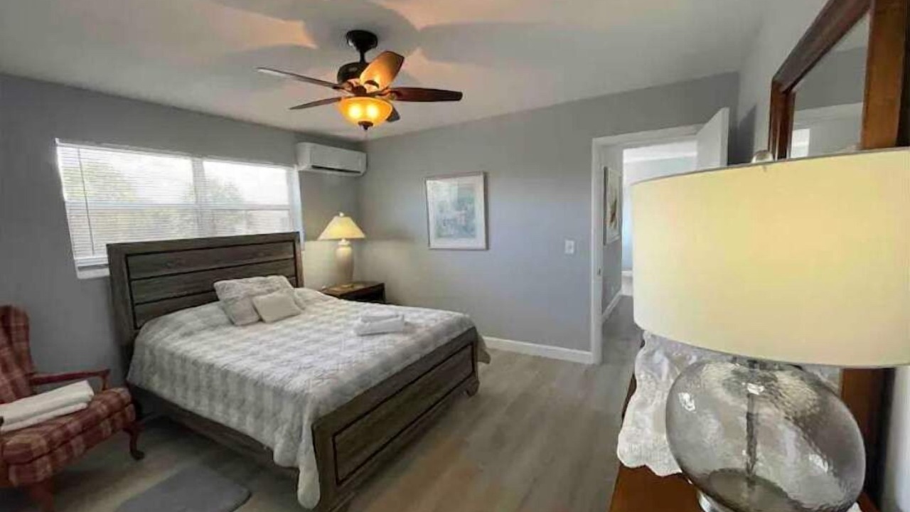 Photo of Bedroom in Palm Beach Shores
