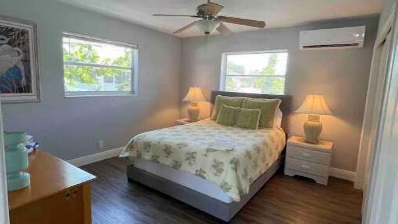 Photo of Bedroom in Palm Beach Shores