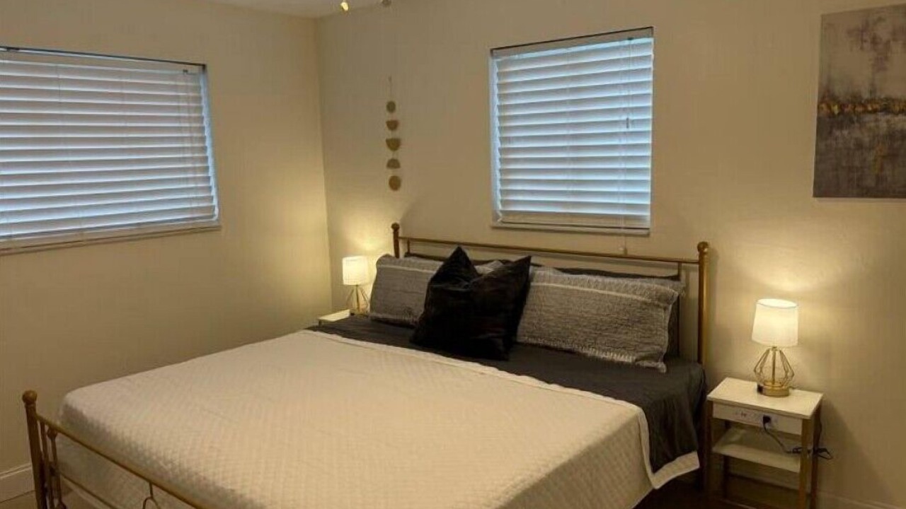 Photo of Bedroom in Sunset