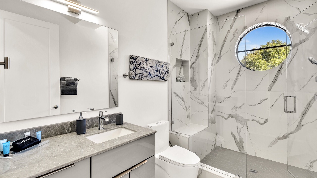 Photo of Bathroom in Poinciana Park